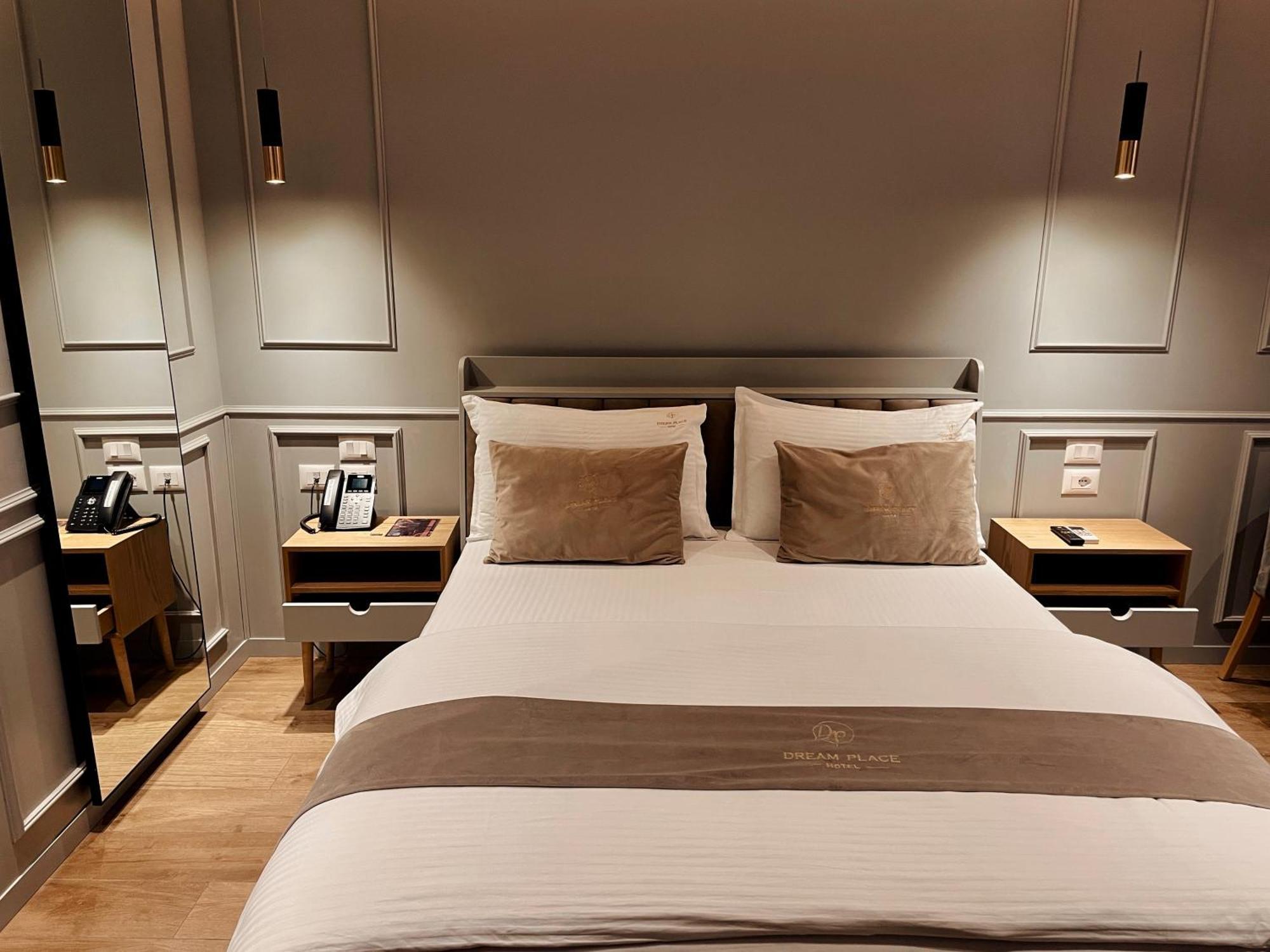 Hotell Dream Place *